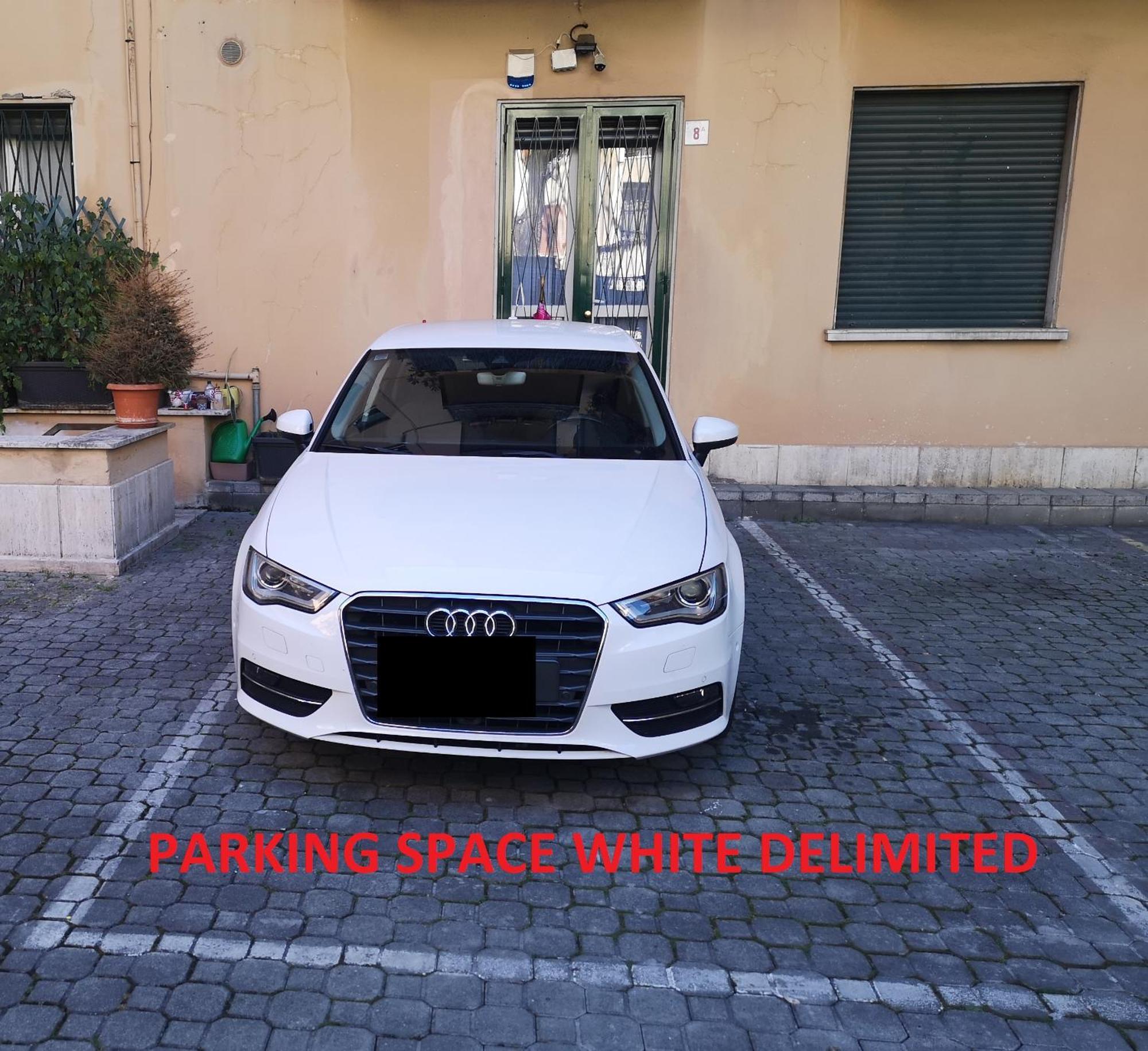 Holiday Apartment - Brescia Centro - Parcheggio Privato Exterior photo